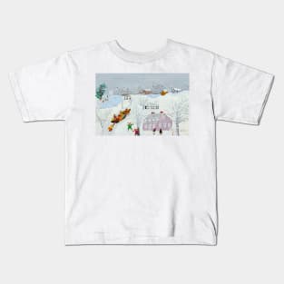 Grandma Anna Robertson Moses Over the Bridge 1960 Art Print American Painter Naïve Art Primitivism Kids T-Shirt